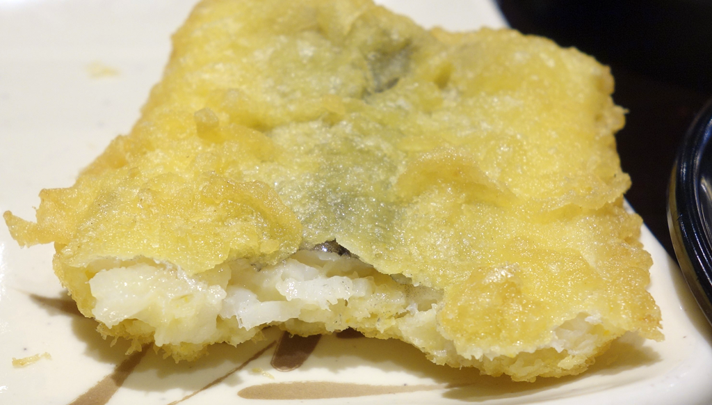 鱧の天ぷらは鱧の身がふわっとした食感で美味しく、骨切りもしっかりとされています。