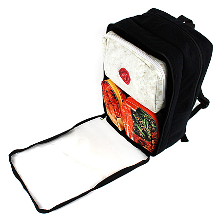 歩く飯テロ 目立つこと間違いなしの お弁当リュック がヴィレヴァン通販で予約販売開始 背面が透明ビニールで 痛バッグ としても利用可能 ネタとぴ