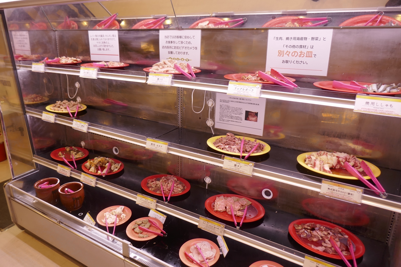 都心型の店舗とあって、「すたみな太郎NEXT」のお肉のラインナップは、既存の「すたみな太郎」よりも充実！