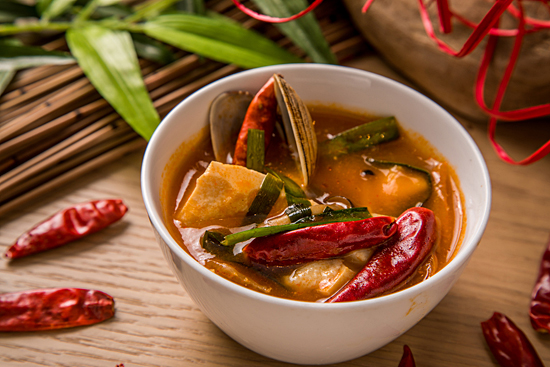 銀座でインドカレー3種とスパイシーメニューが1 000円で食べ放題 The Bagus Place で1 9 水 から時間制限なしのランチビュッフェ開始 ネタとぴ