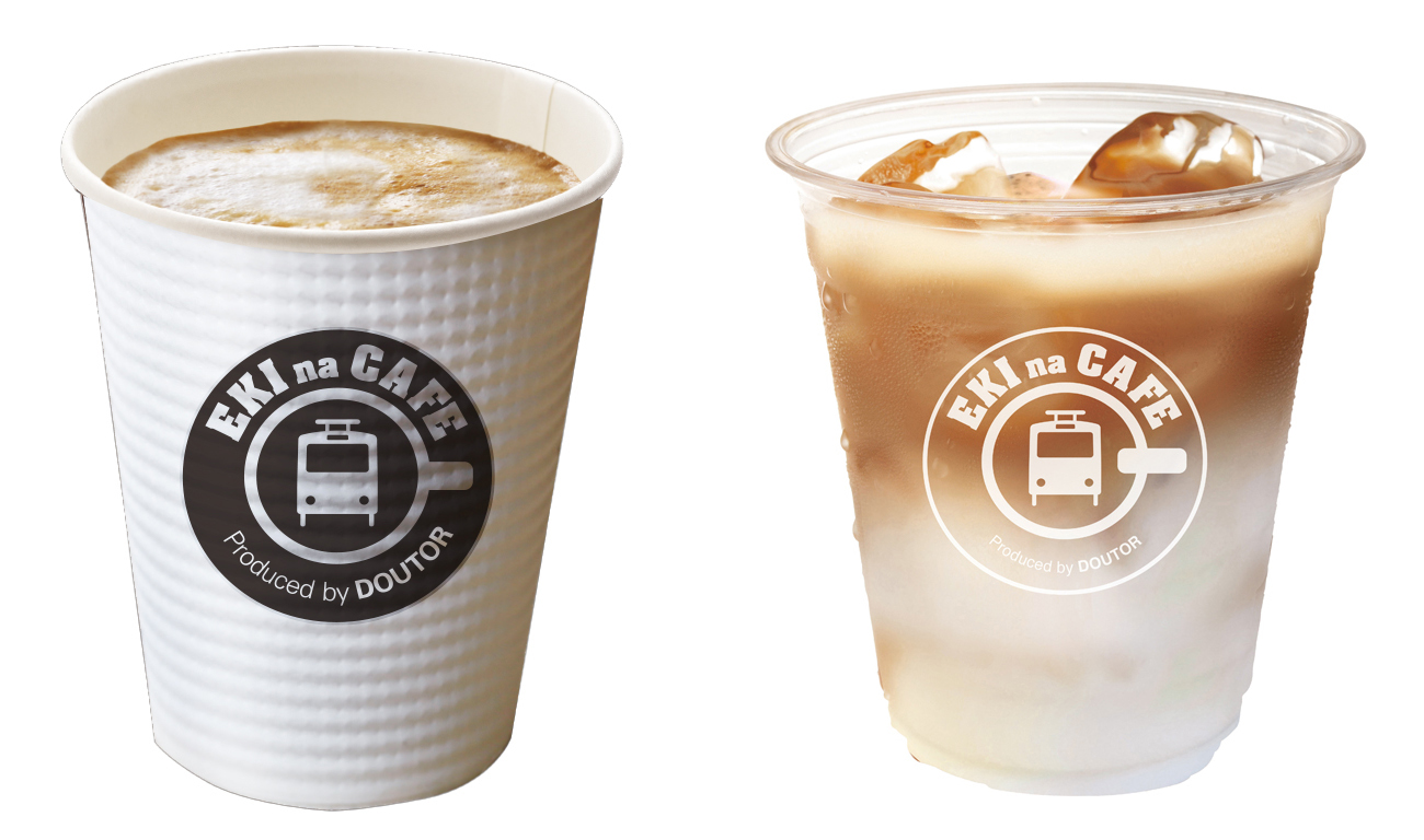 ミルクたっぷりカフェラテ 150円(左)、ミルクたっぷりアイスカフェラテ 180円(右)。価格はレギュラーサイズ（税込）