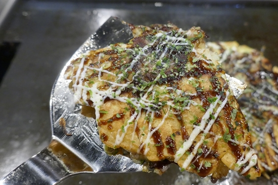 食レポ お好み焼き店 道頓堀 の食べ放題店 熱狂道とん堀 東京 御徒町にオープン ランチタイムは1 480円でステーキ お好み焼き もんじゃ 焼飯 焼麺などが90分食べ放題で大満足 ネタとぴ