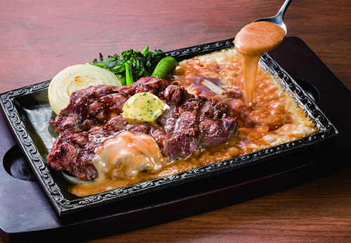 ステーキガストで ステーキ チーズ フェア3 水 スタート 熱々チーズが単品注文できるから 食べ放題のサラダバー料理も 追いチー Ok ネタとぴ