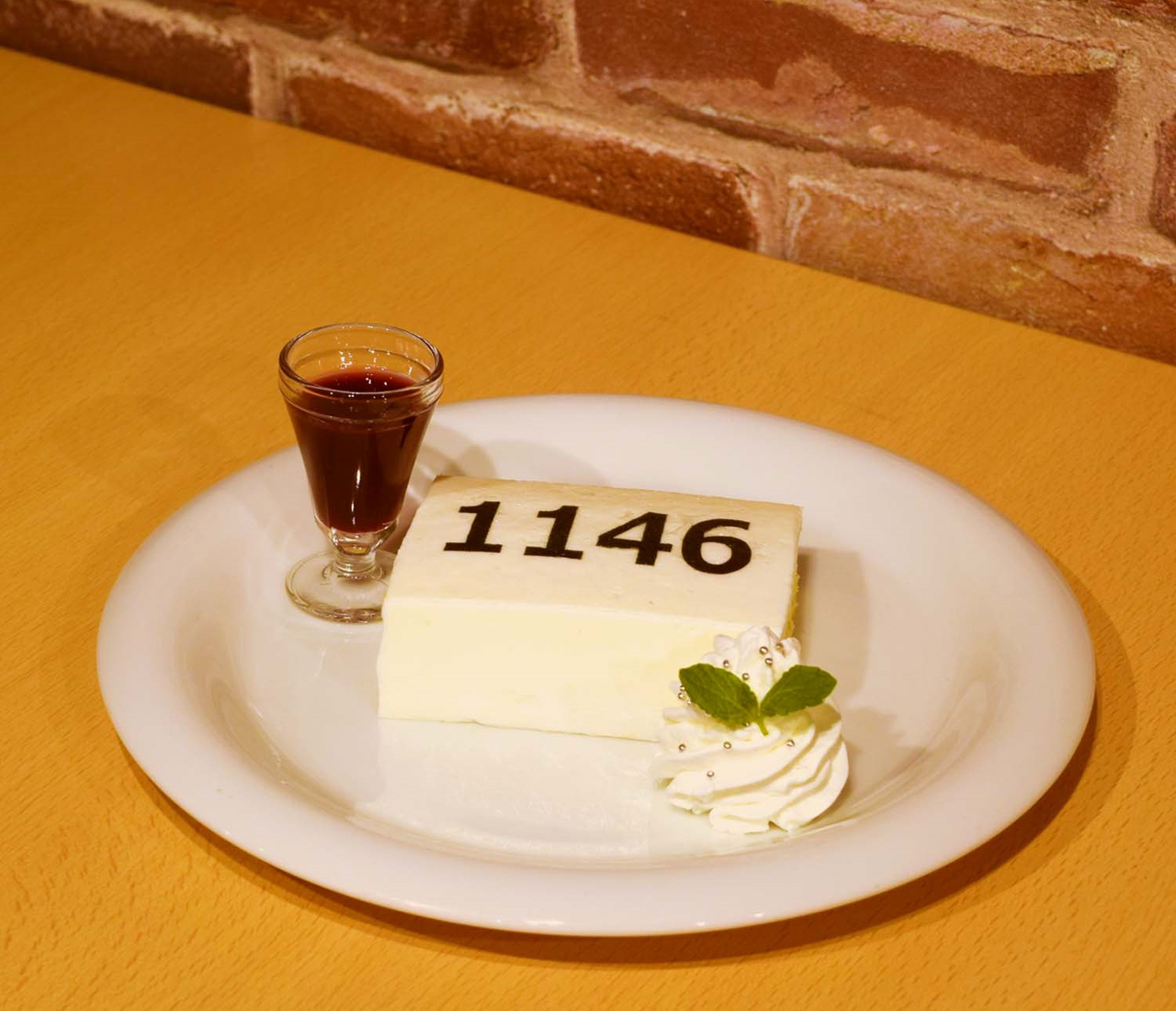 白血球(好中球)の仕事終わりチーズケーキ　1,050円（後期フード）