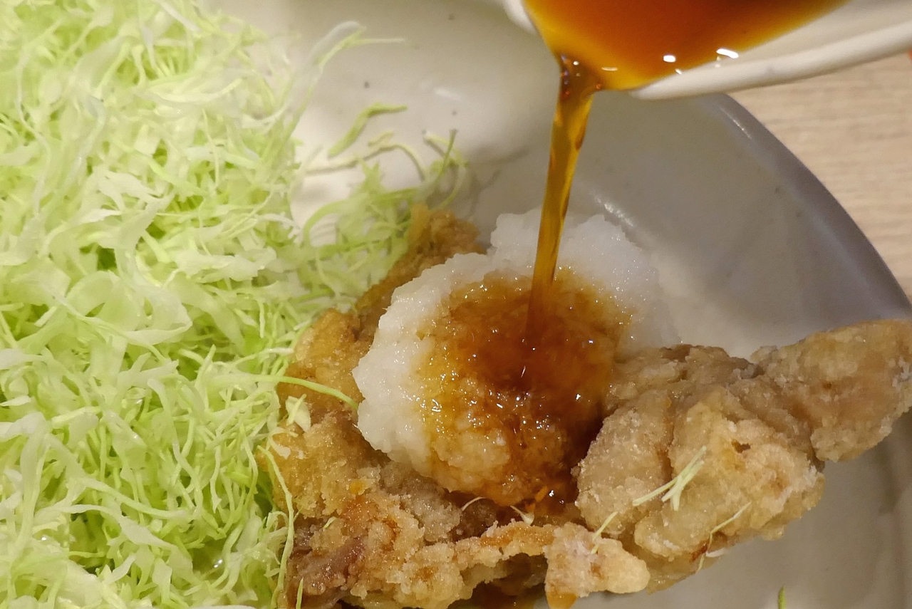 シメは大根おろしが乗った大根おろしが乗った「若鶏竜田」におろしポン酢をかけて実食！