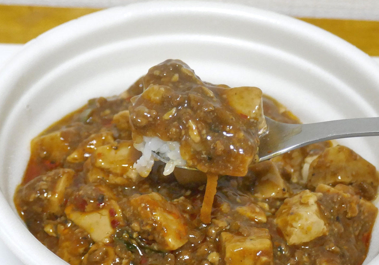 旨味と様々な辛味あふれる麻婆豆腐はハリ・ツヤに優れたご飯に馴染んで大変美味！