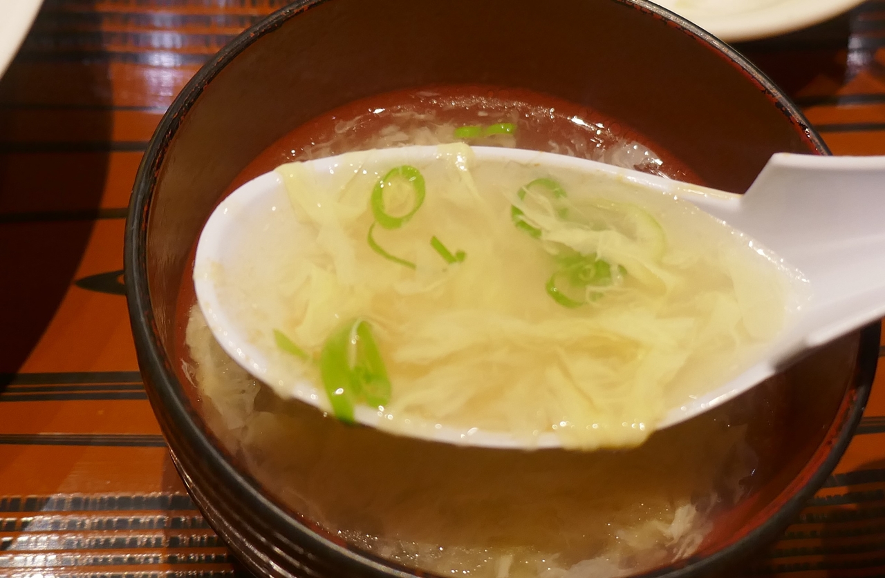 塩気マイルドで優しい玉子の風味が効いたスープで味リセット！