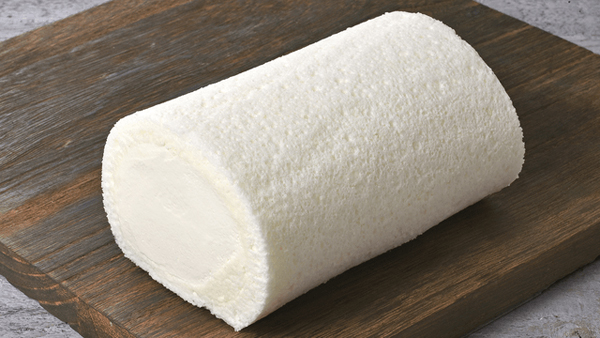 白い恋人 でお馴染み石屋製菓から 北海道ミルクをたっぷり使ったロールケーキ 北海道しあわせロール 新登場 応援購入サイト Makuake で限定販売 ネタとぴ