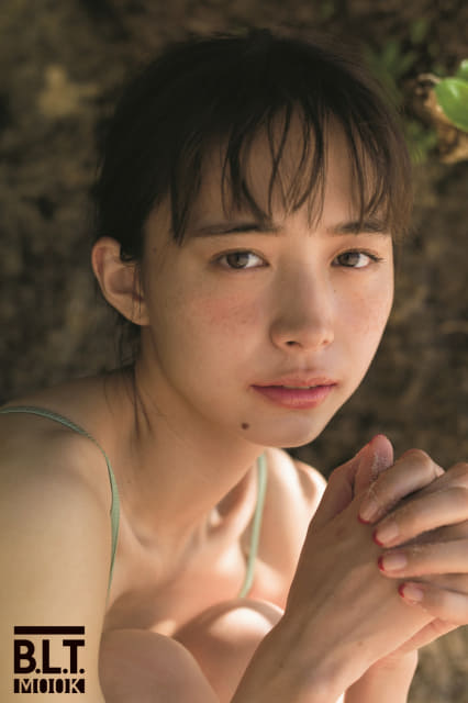 豊富な格安 井桁弘恵 1st写真集my girl カレンダーブック2022 サイン