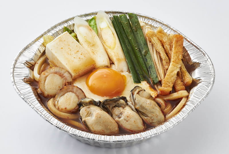 「海鮮チゲ鍋(うどん入)」 特別価格798円(税別)
