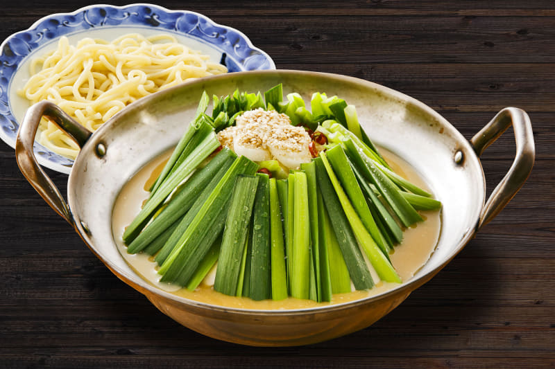 「もつ鍋(味噌味)※〆の麺付」