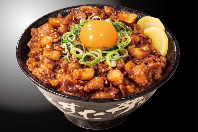 ニンニク9倍 脂2 5倍の ニンニク 黒ニンニク パワー すた丼屋が 熟成背脂黒すた丼 を本日1日 火 発売 唐揚3個合盛りや 肉量2倍の 大爆発盛り はいずれも2千kcal超え 炙りチーズトッピングも ネタとぴ ニンニク9倍 脂2 5倍の ニンニク 黒ニンニク パワー すた丼屋が 熟成背脂黒すた丼 を本日1日 火 発売 唐揚3個合盛りや 肉量2倍の 大爆発盛り はいずれも2千kcal超え 炙りチーズトッピングも ネタとぴ