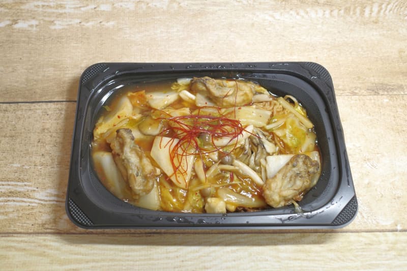 「牡蠣のピリ辛あんかけ焼きそば」は、辛そうなビジュアルの麺料理！