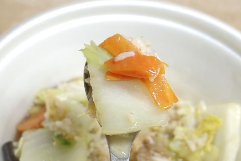 人参、白菜、椎茸うま煮あんかけチャーハンのトリオで食事をFINISH！