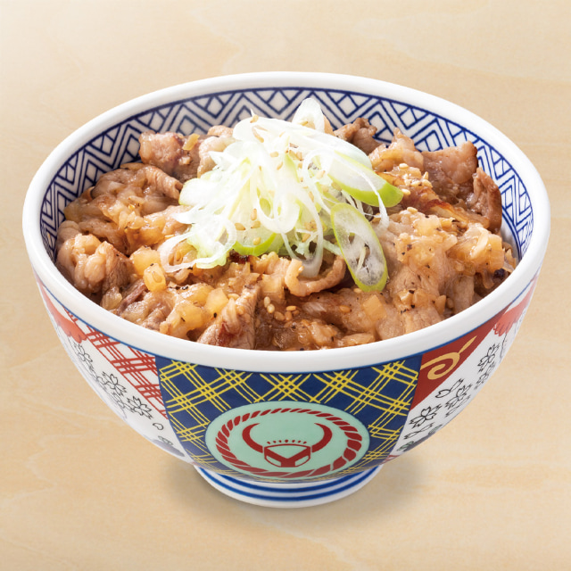 真冬だけど塩だれでさっぱり! 1,470kcalの超特盛も! 吉野家が「ねぎ塩牛カルビ丼」を本日6日(金)発売～ご飯増量・おかわり無料の定食も ...