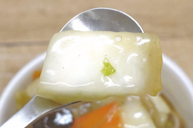 水分を多く含む白菜は、中華あんかけの塩気が気になった時につまむのにピッタリ！
