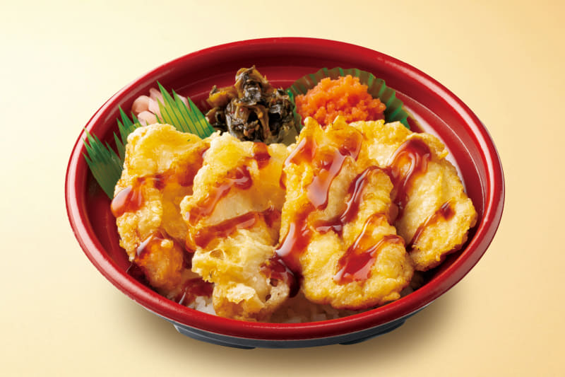 「甘辛だれの鶏天丼～高菜・明太付き～」421円(税込)