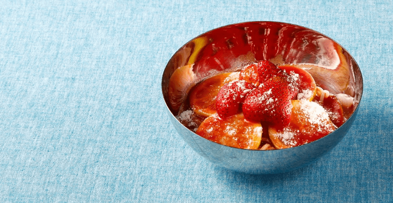 「いちごトマト冷麺」