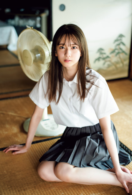 超脚　パンストクイーン 青春ど真ん中! 今、最も旬な現役女子高生アイドル7人のロンググラビア&インタビュー「B.L.T. SUMMER CANDY 2023」が発売決定!  先行カットを全員分大解禁～表紙は乃木坂46・菅原咲月! - ネタとぴ