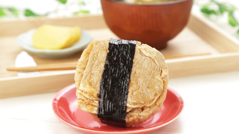 「豚ロース生姜焼きおにぎり」149円(税込)