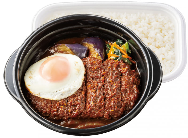 「しみうま濃厚 味噌かつ煮弁当」650円(税込)984kcal