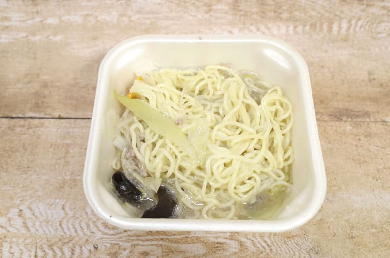 万が一麺がバラけにくい場合は電子レンジで加熱すべし！