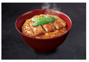 「冷凍 完全メシ 三ツ星 かつ丼」494kcal、たんぱく質21.0g、脂質13.3g、炭水化物72.9g (糖質64.8g、食物繊維8.1g)、食塩相当量2.4g