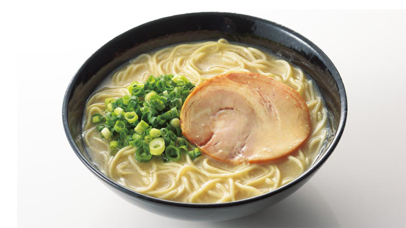 「丸星監修 豚骨ラーメン」599円(税込)559kcal