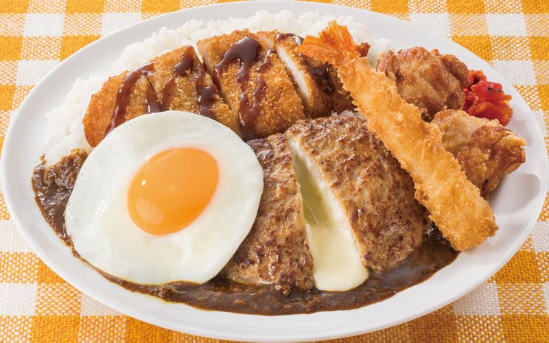 ライス大盛＆特盛無料!「ガストブラックカレー本気盛り」 1,091円(税込1,200円)