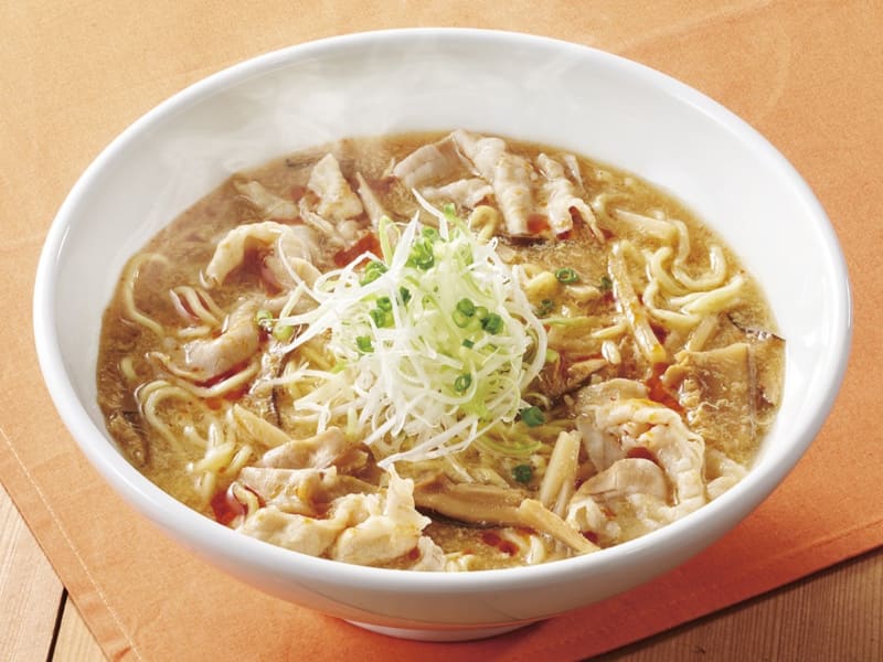 「酸辣湯麺」879円(税込)