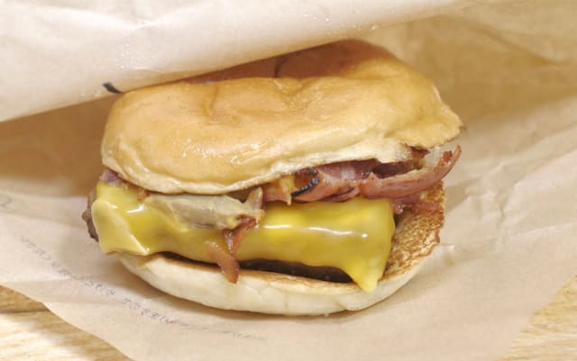 ベーコンとチェダーチーズのマッシュルーム詰めのレシピ