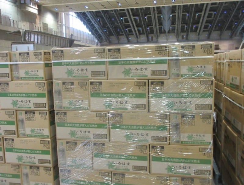 石川県の支援物資集積場に到着した食料等(撮影:令和6年1月3日)