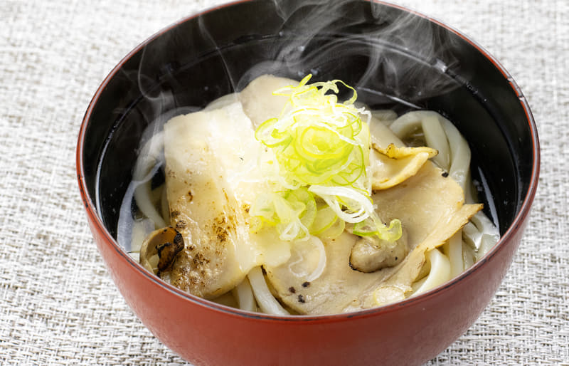 「ねぎ塩豚うどん」418円(税込)