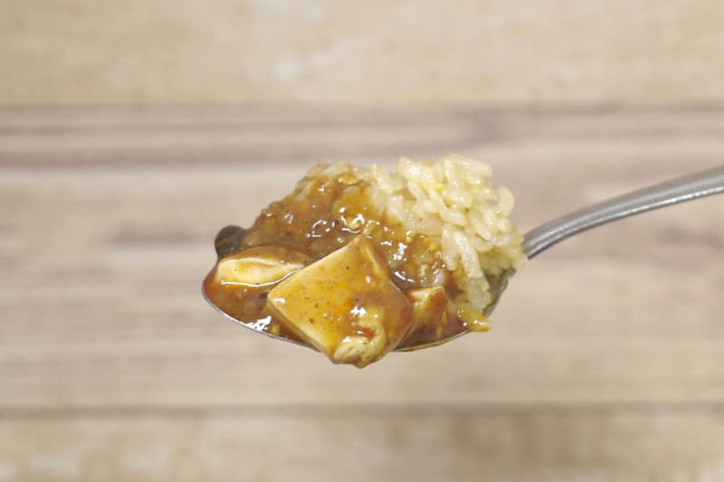 四川麻婆豆腐は下味がライトな炒飯をまとわせることで辛ウマなご飯物に変身！