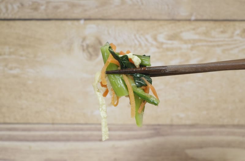 小松菜の和え物は小松菜の苦さが立って味のインパクト絶大！