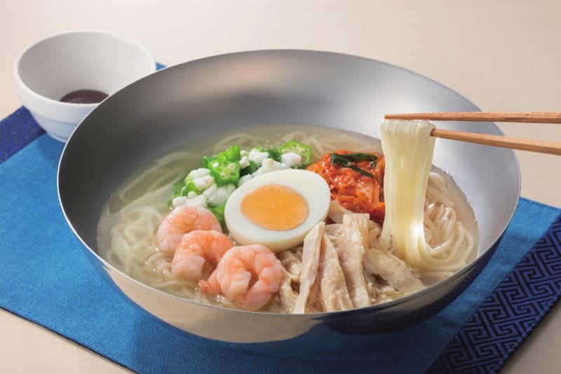 「海老と蒸し鶏のコク旨冷麺」850円(税込)