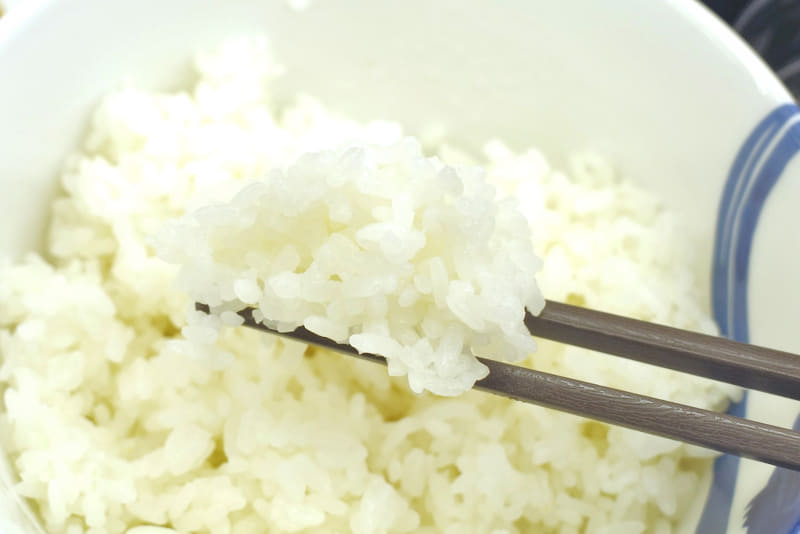 おかずを受け止めるご飯は固めの炊き加減