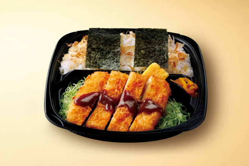 「チーズチキンカツのり弁当」464円(税込)※通常価格518円(税込)619kcal