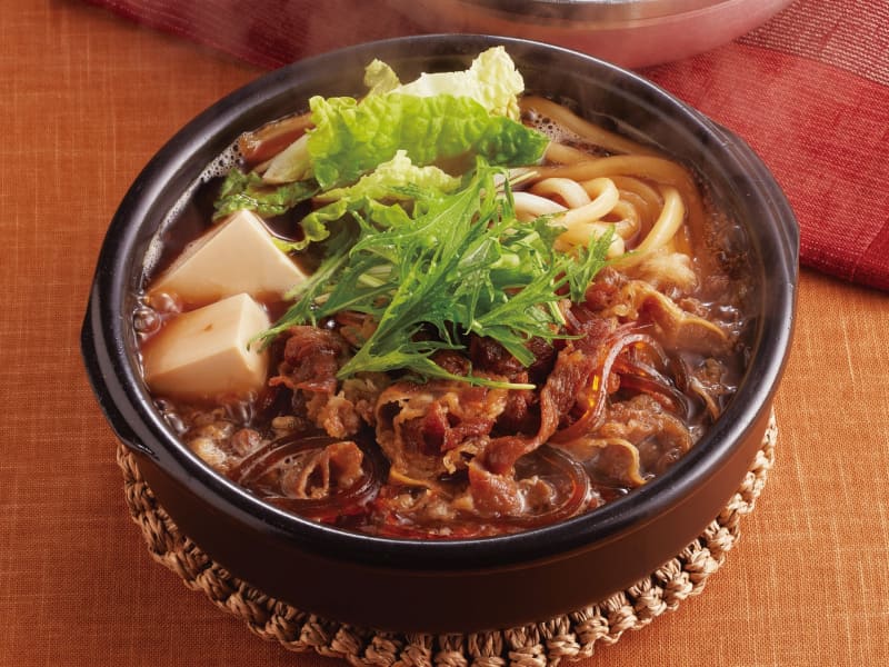 「肉増し！すき焼き鍋定食(うどん麺入り)」1,208円(税込)