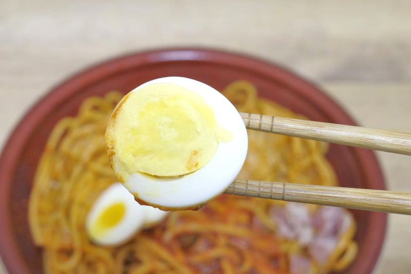 ゆで玉子は塩水で茹でているのか、素材の持ち味以上に塩気が強め！