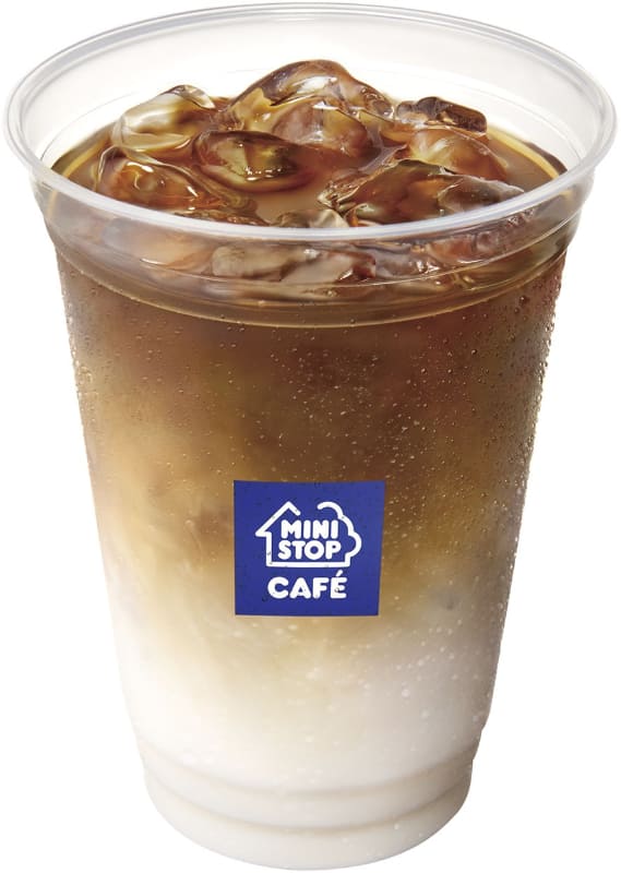 「こだわりミルクのアイスカフェラテ」230円(税込)69kcal