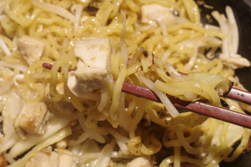 麺は具全部のせで喰らうのが正解と実感しながら食事をFINISH！