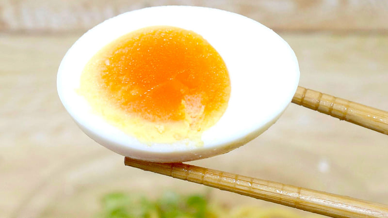 煮玉子は黄身の火の通り加減がグー！