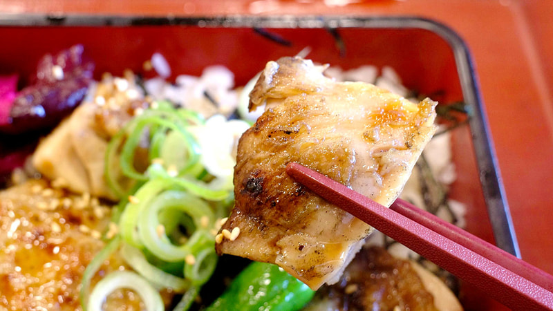 鶏もも肉は焼き加減、素材力、タレの効かせ具合含めてパーフェクト！