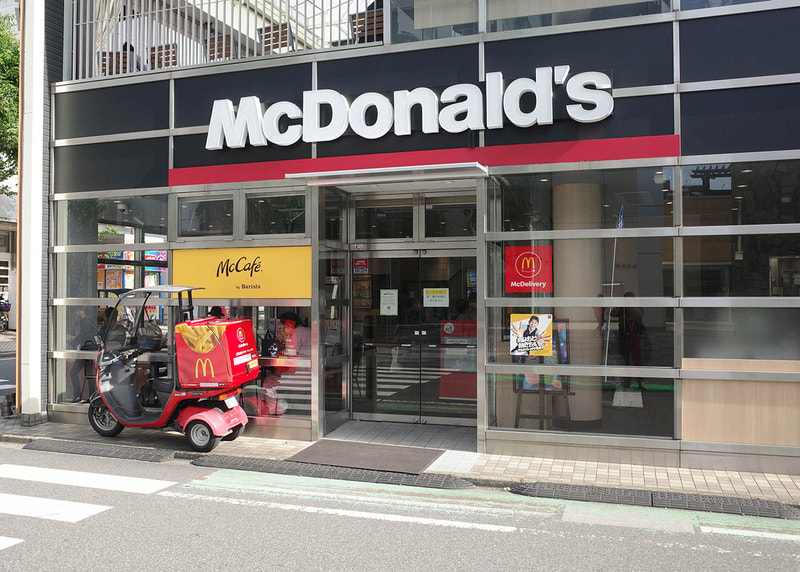 お店入口前では特に新商品などの告知は無し！