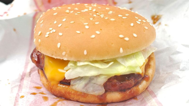 「博多明太ポテトてりやきチキン」は、重み、厚みともパーフェクト！