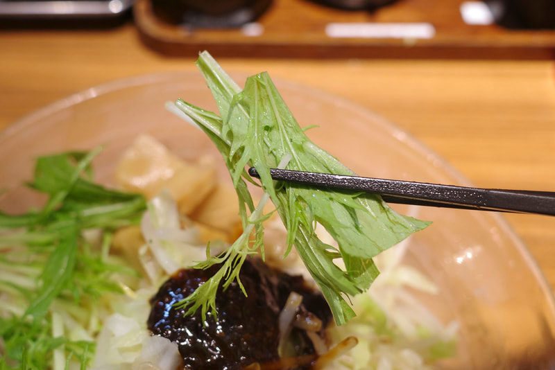 水菜は食事の後半に差し掛かったタイミングでつまむのがベスト！