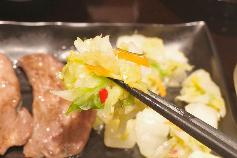 お新香は辛味と旨味の強さに反して塩気はマイルド！