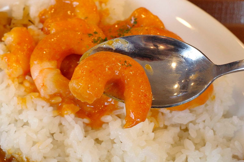 ぷりぷりエビのビスクソースはエビの素材感はもちろんのこと、甘味と塩気の効き具合がグッドでウマウマ!