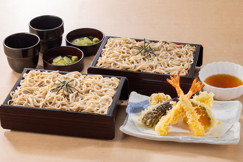 北海道そば食べ放題天ぷらセット　2,180円(税込2,398円)